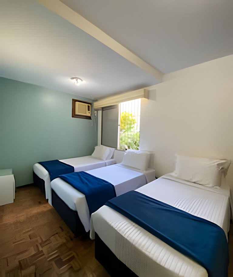 Casa com 3 suite 1qto piscina  AR para 10 hóspedes