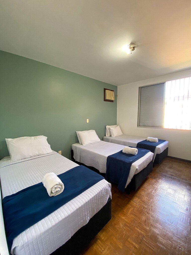 Casa com 3 suite 1qto piscina  AR para 10 hóspedes