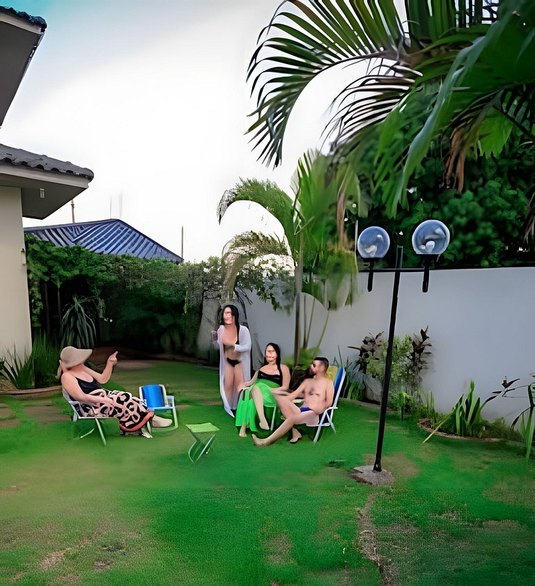 Casa Ampla com piscina para até 16 hospedes
