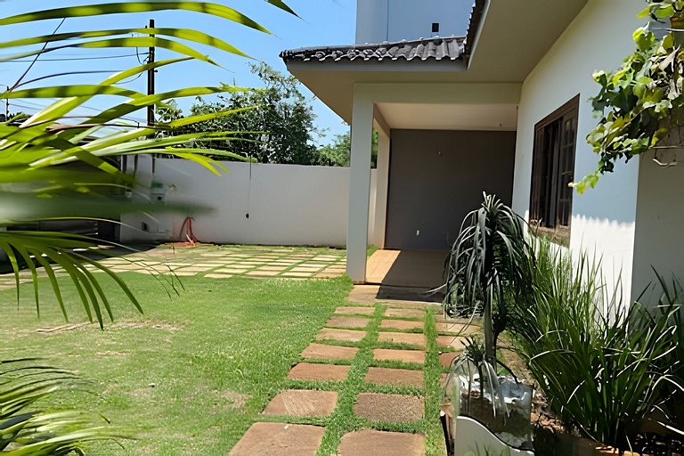 Casa Ampla com piscina para até 16 hospedes