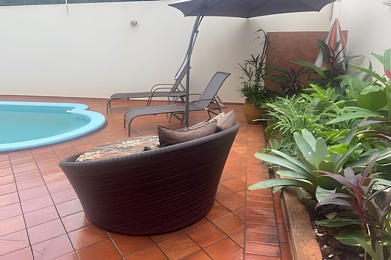 Casa Ampla com piscina para até 16 hospedes