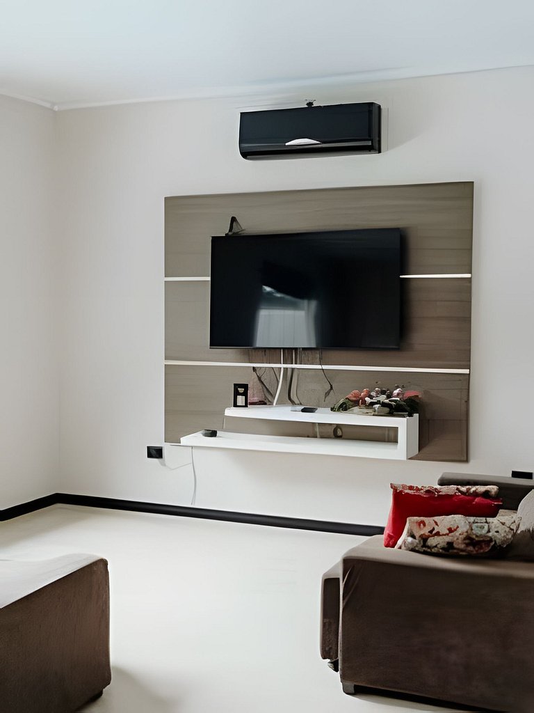 Casa com piscina região Centro pra 8 hóspedes