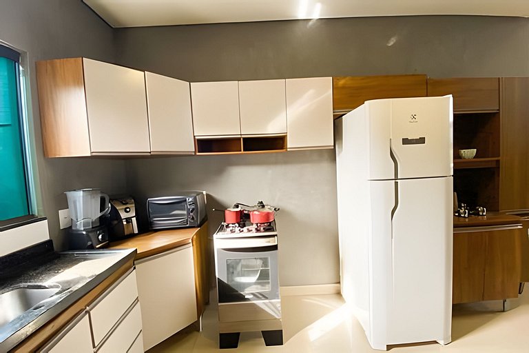 Linda Casa com 2quartos para 5 pessoas