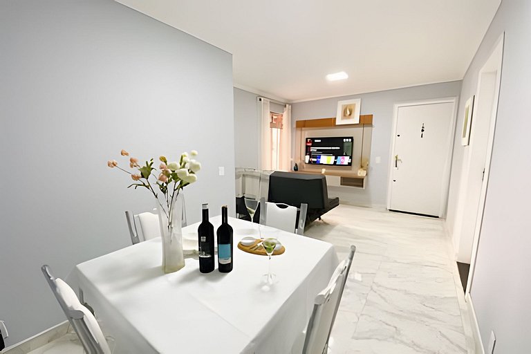 Apartamento Centro - 2 Quartos para até 6 Pessoas