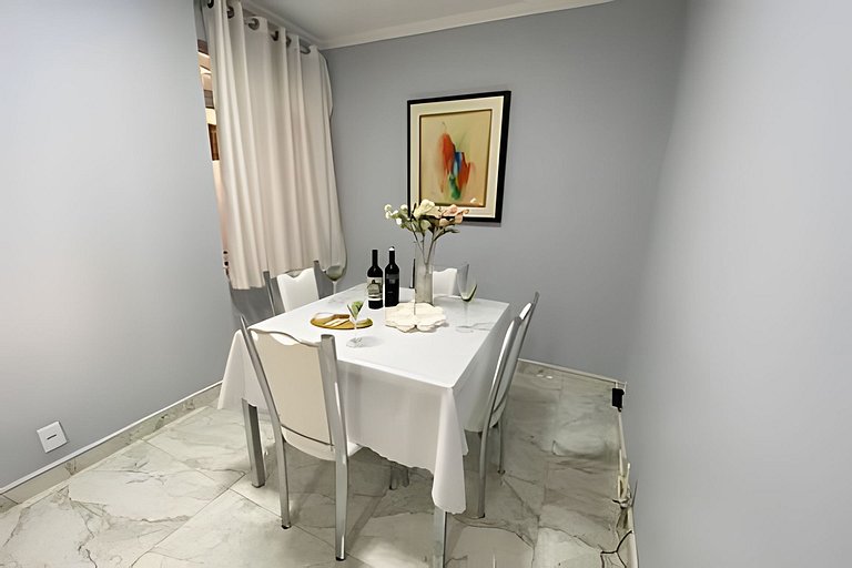 Apartamento Centro - 2 Quartos para até 6 Pessoas