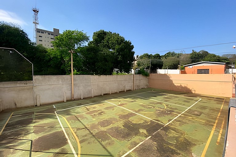 Apartamento Centro - 2 Quartos para até 6 Pessoas