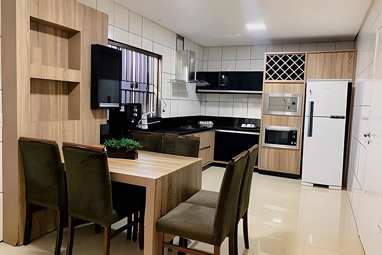 Belíssima Casa no centro de Foz para 10  hospedes