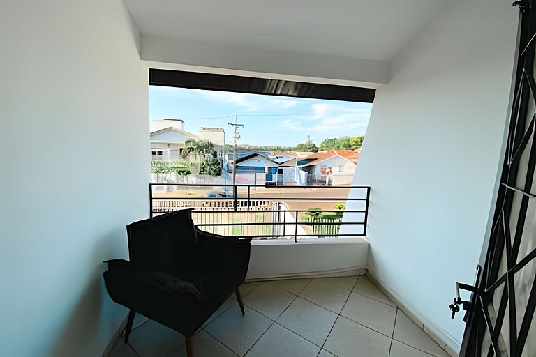 Sobrado 3 Quartos e Ar-Condicionado até 8 Pessoas