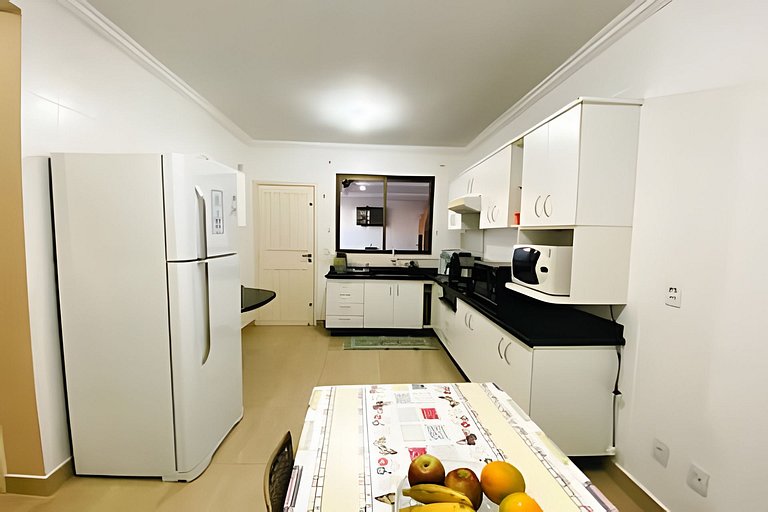 Sobrado 3 Quartos e Ar-Condicionado até 8 Pessoas