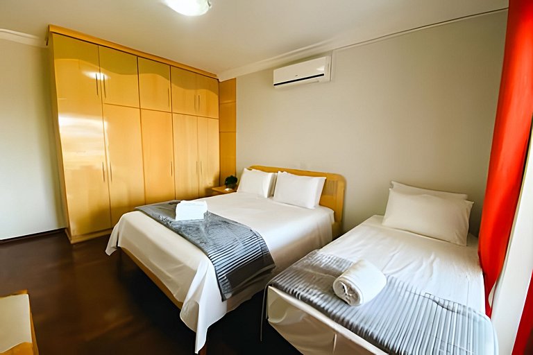 Sobrado 3 Quartos e Ar-Condicionado até 8 Pessoas