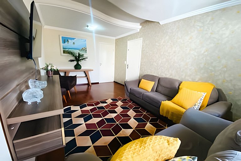 Sobrado 3 Quartos e Ar-Condicionado até 8 Pessoas