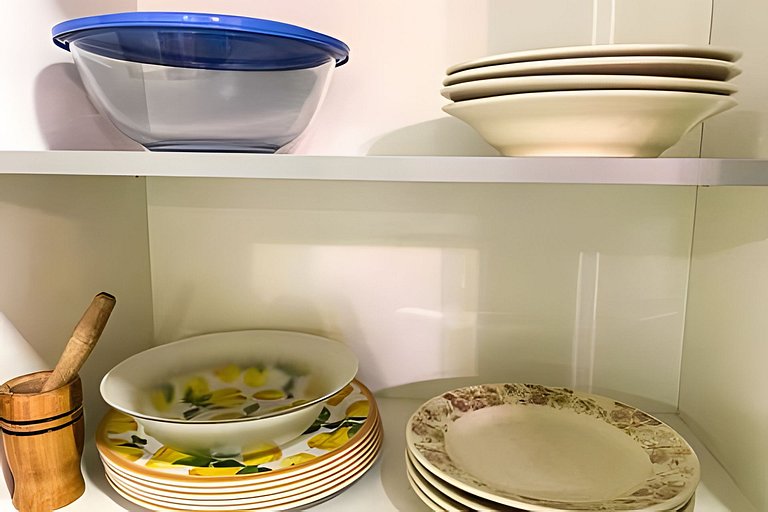 Apto  com Piscina e Jacuzzi: 2 Quartos, 5 Pessoas