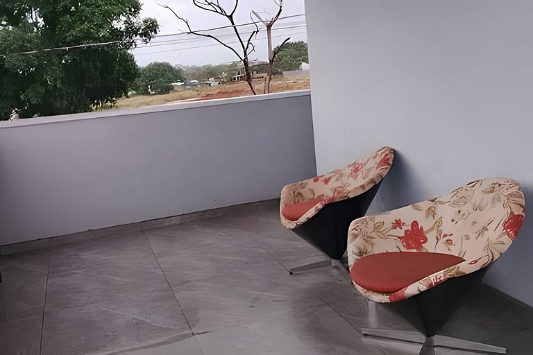 Sobrado p 5 Pess. perto de Marco Três Fronteiras