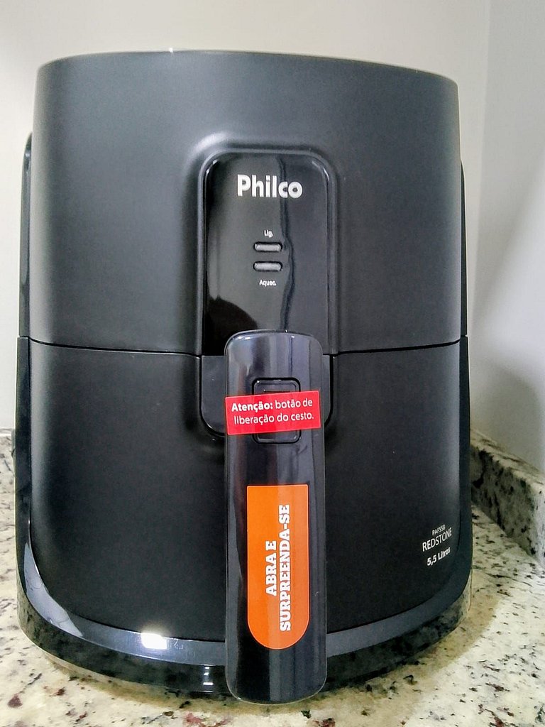 Apto 3 Quartos com Sacada no Centro de Foz