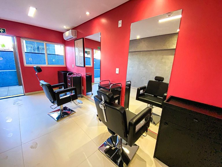 Apto com Piscina de Borda Infinita para 5 pessoas