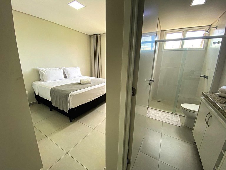 Apto 3 Quartos com Sacada no Centro de Foz