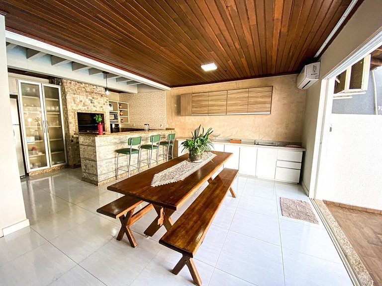 Casa 5suite 1quartoar piscina gourmet climatizada