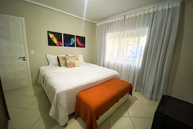 Casa Familiar com Piscina – 1 Suíte e 2 Quartos