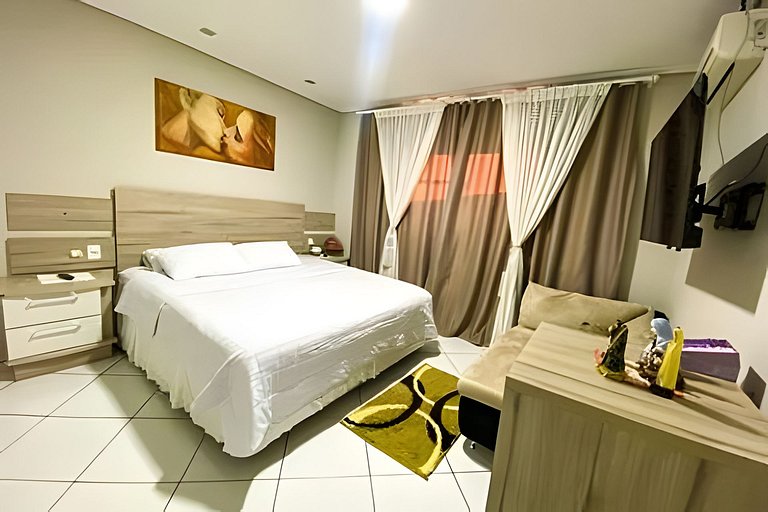 Casa Familiar com Piscina – 1 Suíte e 2 Quartos