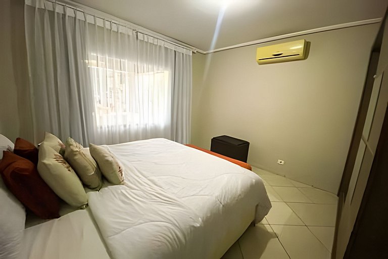 Casa Familiar com Piscina – 1 Suíte e 2 Quartos