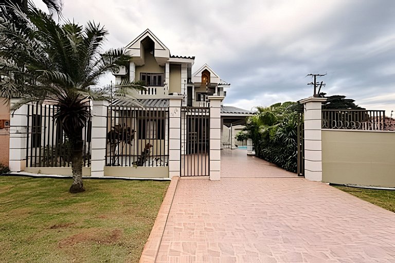 Sobrado Completo | Piscina | Quiosque | Foz