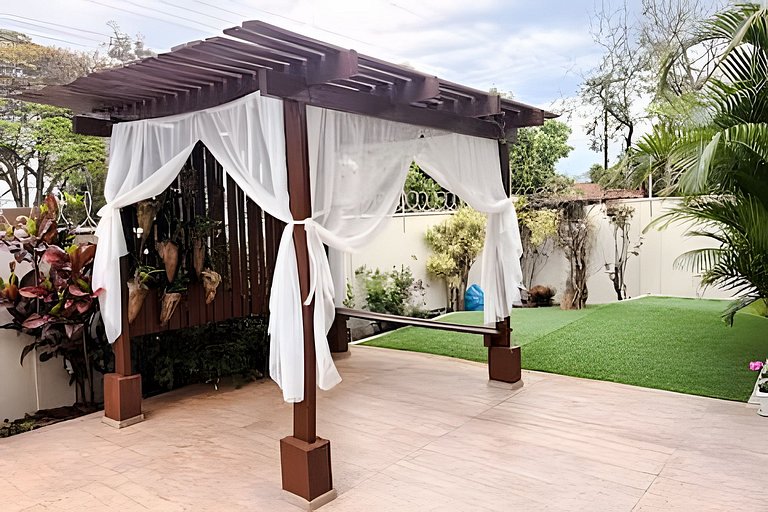 Sobrado Completo | Piscina | Quiosque | Foz